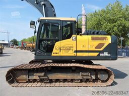 HYUNDAI HX220 LC Longreach CE