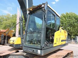 HYUNDAI HX220 LC Longreach CE