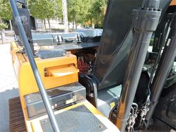 HYUNDAI HX220 LC Longreach CE
