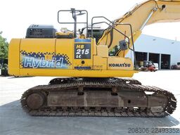 KOMATSU HB215 + GPS