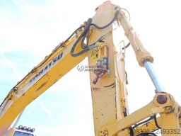 KOMATSU HB215 + GPS