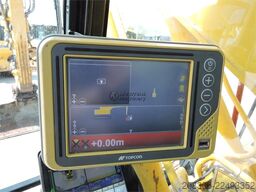 KOMATSU HB215 + GPS