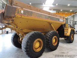 CATERPILLAR D250E