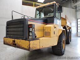 CATERPILLAR D250E