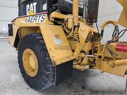 CATERPILLAR D250E