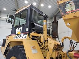 CATERPILLAR D250E
