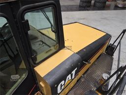 CATERPILLAR D250E