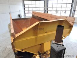 CATERPILLAR D250E