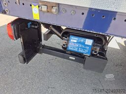 SCANIA P 250 DB4x2MNB L-Haus 1 Liege Navi Ladebordwand