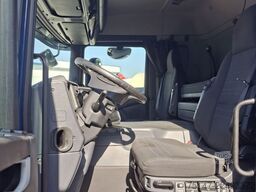 SCANIA P 250 DB4x2MNB L-Haus 1 Liege Navi Ladebordwand