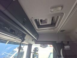 SCANIA P 250 DB4x2MNB L-Haus 1 Liege Navi Ladebordwand