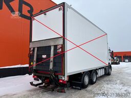 Scania R 580 6x2*4 FOR SALE AS CHASSIS / 9 TON FRONT A...