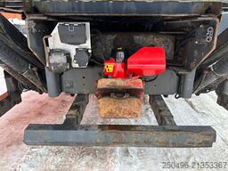 Scania R 580 6x2*4 FOR SALE AS CHASSIS / 9 TON FRONT A...
