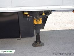 SCHMITZ CARGOBULL SKO FP 60 ThermoKing SLXi 300
