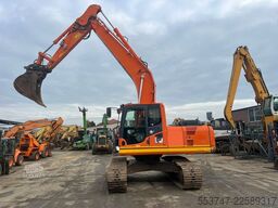 Komatsu HB 215 LC-1