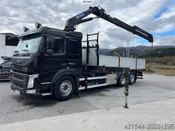 Volvo FM460 6x2 Crane Truck w/ 26t/m HMF crane