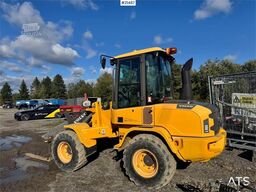 Volvo L30G Wheel Loader w/ Bucket and Forks. 2100 hours!