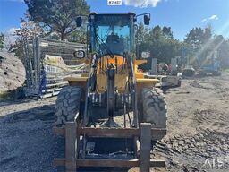 Volvo L30G Wheel Loader w/ Bucket and Forks. 2100 hours!
