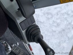 Wacker Neuson 6503 with 3 excavator buckets