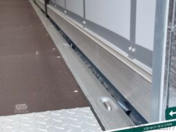SCHMITZ CARGOBULL Liftachse Palettenkasten XL u. Getränke MIETE