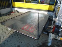 MAN TGM 18.250 + euro 6 + lift + iso box