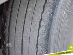 KRONE Carrier Vector 1550 Liftachse SAF Palettenkasten