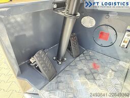 Combilift CB3000 GAS DUPLEX 4000MM POSITIONER