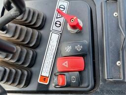 BOBCAT D30NXS / nur 482h! / 12.2023 / SS