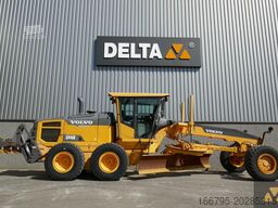 Volvo G946B AWD