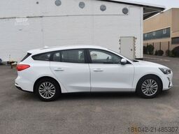 FORD Focus Kombilimousine