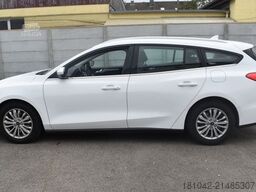FORD Focus Kombilimousine