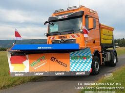 MAN MAN TGS 18.520 Allrad Hydro Streuer Schneepflug