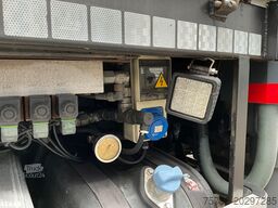 Mercedes-Benz Axor 1828 GSR 32 Meter hoogwerker met Jib