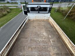 Mercedes-Benz Atego 821