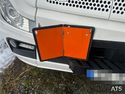 Mercedes-Benz Actros 2551 6x2 Container Truck - ADR Rigged - San