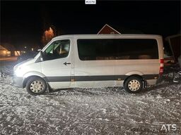Mercedes-Benz Sprinter minibus 9 seats w/ ramp and approved for