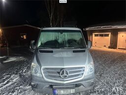 Mercedes-Benz Sprinter minibus 9 seats w/ ramp and approved for