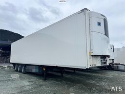 Schmitz SKO 24 refrigerated box semi-trailer with freezer