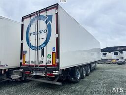 Schmitz SKO 24 refrigerated box semi-trailer with freezer