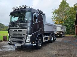 Volvo FM 540 with Maur triple trailer