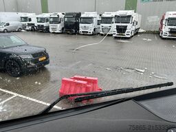 DAF CF 370 FA / 802 dkm / Curtainside / Loadlift / ...