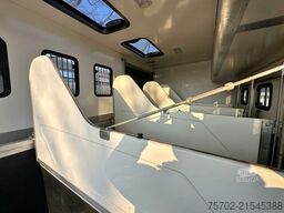 Mercedes-Benz Atego 1530 5 Pferde Popout Wohnmobilzulassung