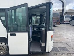 Setra S328