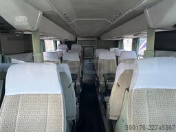 Setra S328