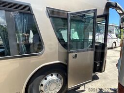Setra S328