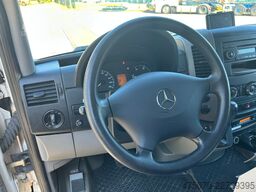 MERCEDES-BENZ Sprinter 516 / RTW / Trage Liege