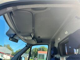 MERCEDES-BENZ Sprinter 516 / RTW / Trage Liege