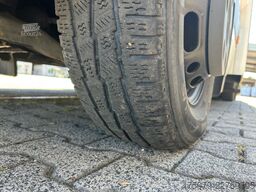 MERCEDES-BENZ Sprinter 516 / RTW / Trage Liege