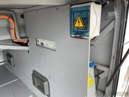 Mercedes-Benz Tourismo 16/2 RHD TOP BUS (S 515 S 516)