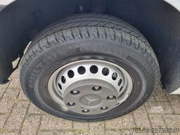Mercedes-Benz Sprinter 519 CDI/ Bakwagen/ Laadklep/ Airco/ 23...